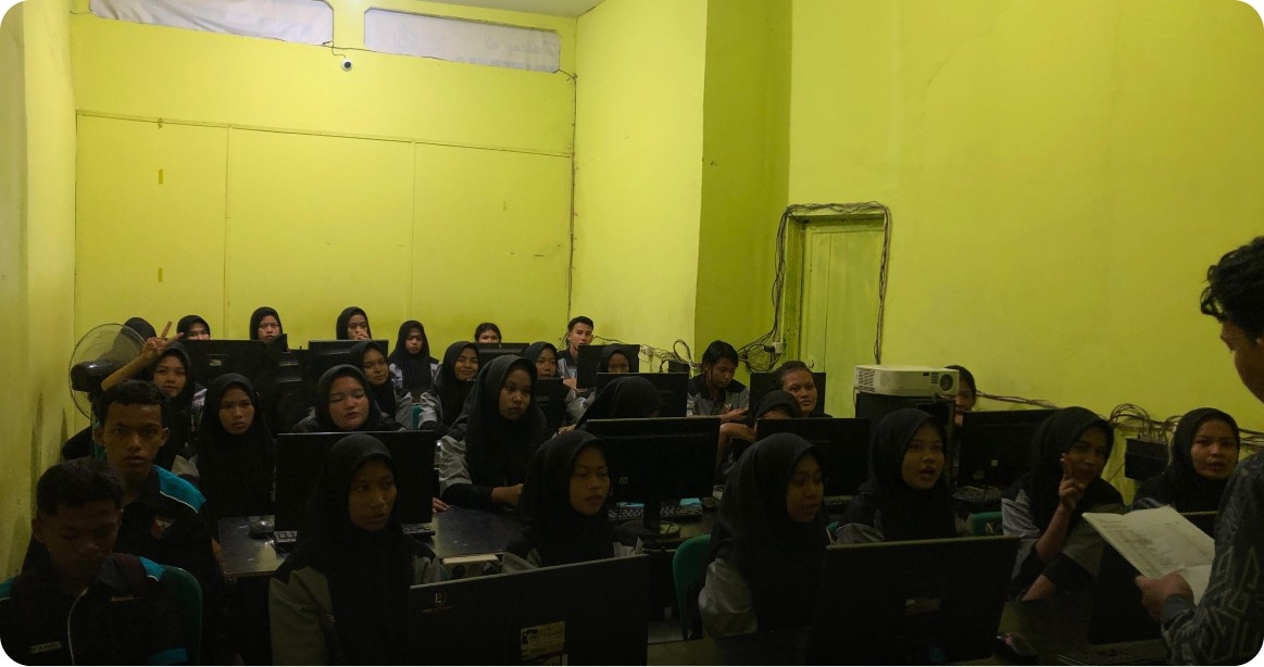 Hari Pertama Prakerin SMK Negeri 1 Pantai Labu Periode 2 Tahun 2024
