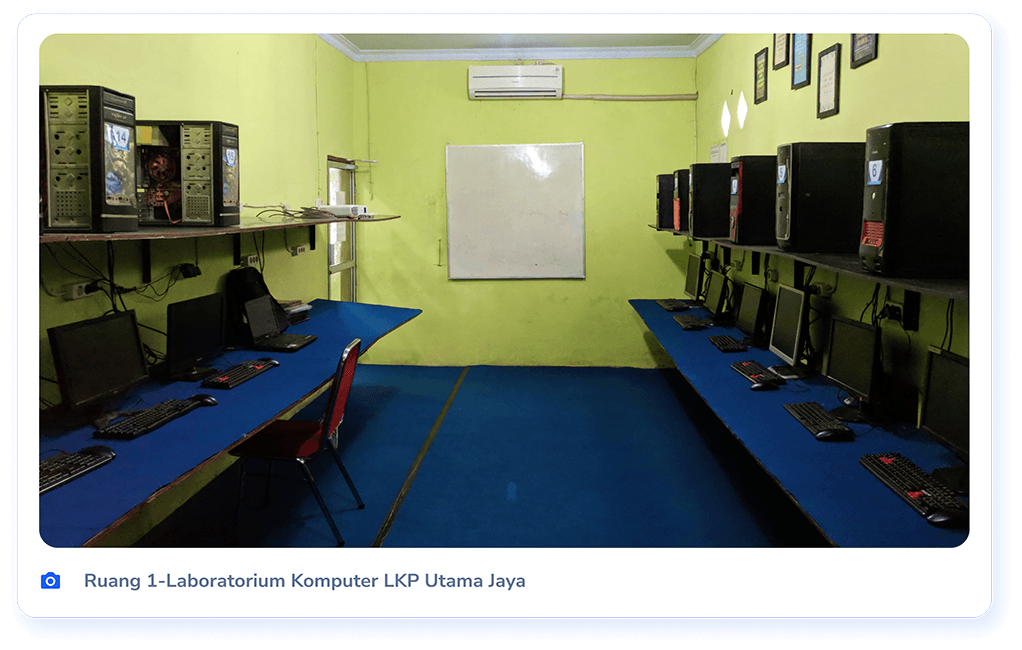 Ruang 1-Laboratorium Komputer LKP Utama Jaya