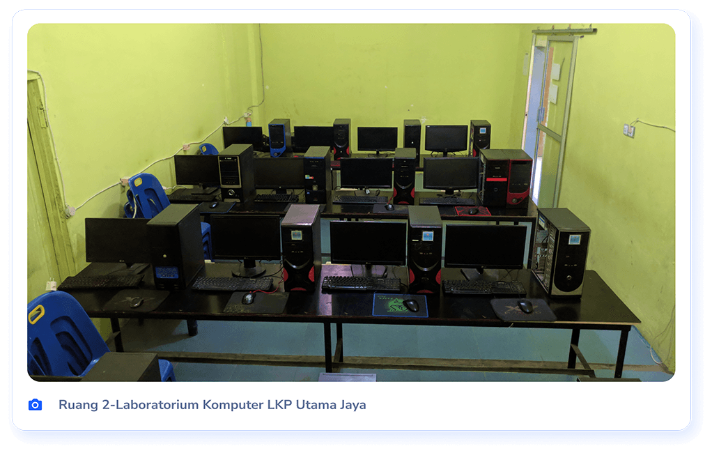 Ruang 2-Laboratorium Komputer LKP Utama Jaya